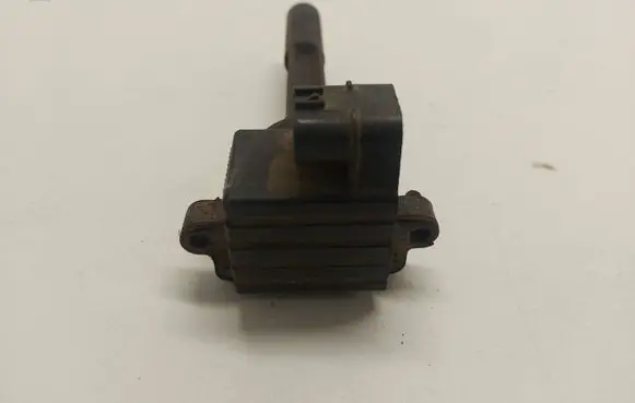 Opel Frontera B High voltage ignition coil 8971363250 89T1363250 CM11102