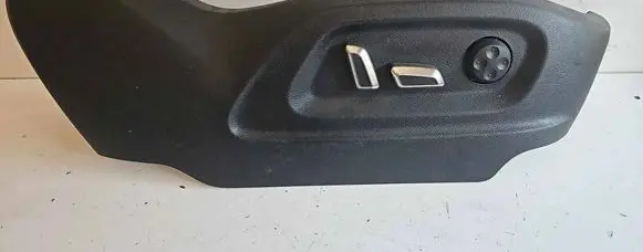 Audi Q5 SQ5 Seat trim 5N0881314K