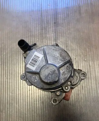 Nissan X-Trail T31 Vacuum pump 8200796080 796080A