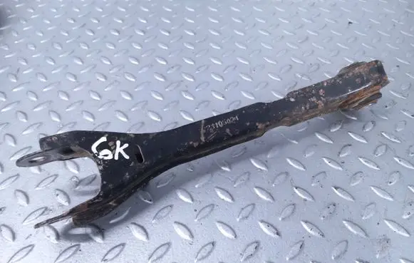 Cadillac ATS Rear control arm 23105024