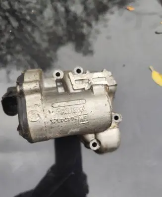 Opel Vectra C EGR valve 24404025