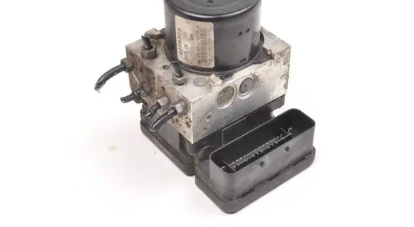 Audi Q7 4L ABS Pump 4L0614517A