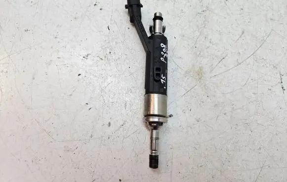Peugeot 208 Fuel injector 9822715980