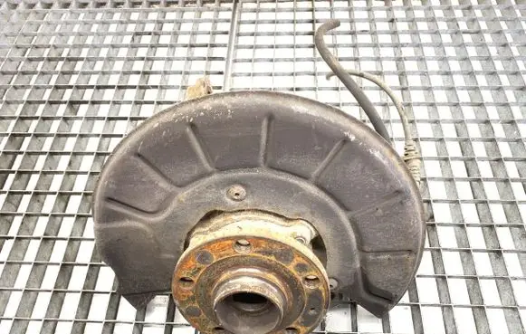 Volkswagen Tiguan Front wheel hub spindle knuckle 