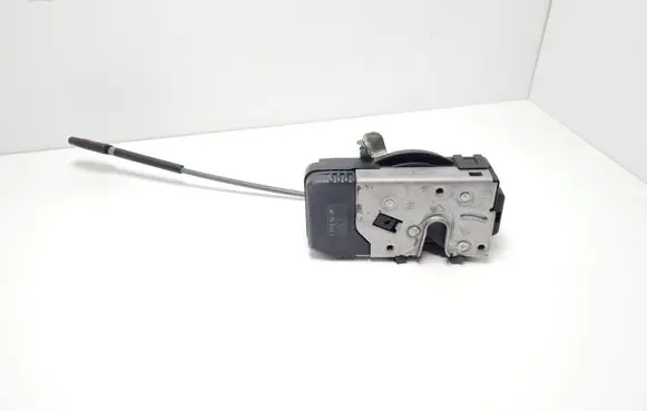Opel Zafira A Front door lock 24444016