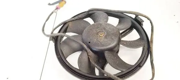 Volkswagen PASSAT B5 Radiator cooling fan shroud