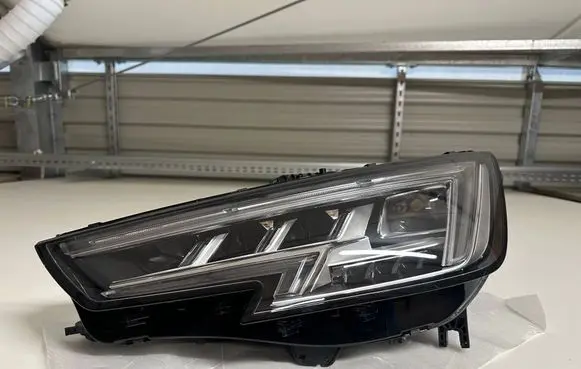Audi A4 S4 B9 Headlight/headlamp 8w0941033c