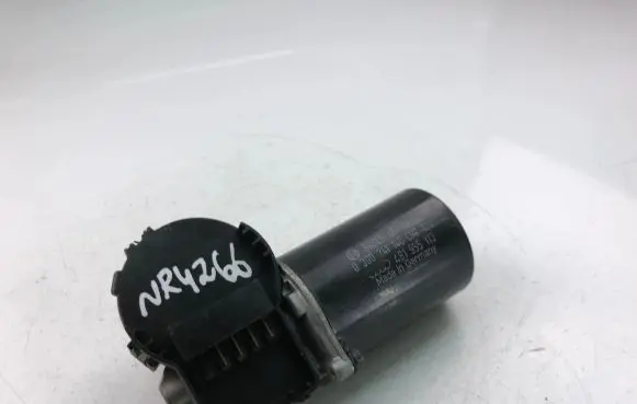 Audi A6 S6 C5 4B Wiper motor 4B1955113