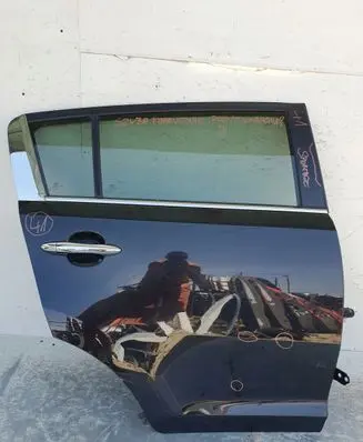 KIA Sportage Rear door