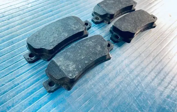 Toyota Corolla E120 E130 Brake pads (rear) GDB3289 90R01120