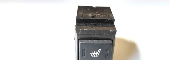 Land Rover Discovery 3 - LR3 Seat heating switch YUF50012