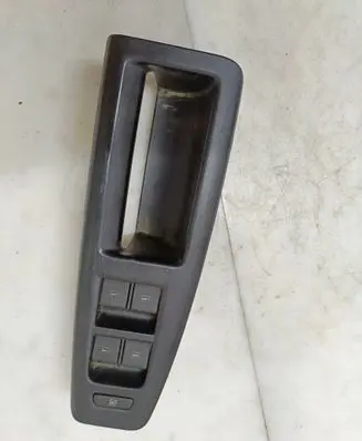 Volkswagen Polo IV 9N3 Electric window control switch 6Q1867171F