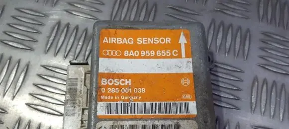 Audi A4 S4 B5 8D Airbag control unit/module 8A0959655C 0285001038