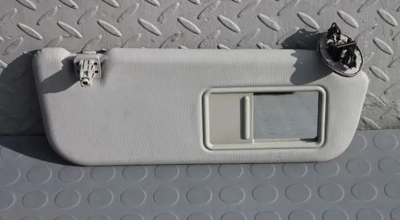Toyota Avensis T270 Sun visor