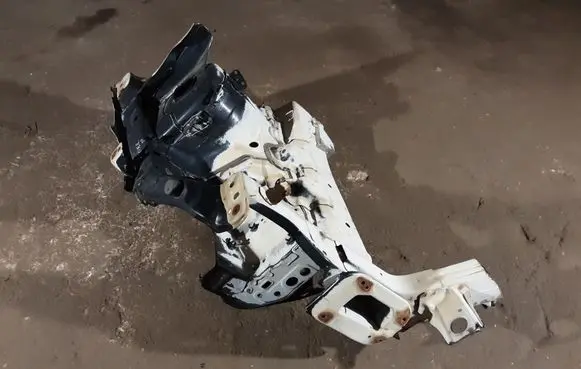 Citroen C-Crosser Front side member 