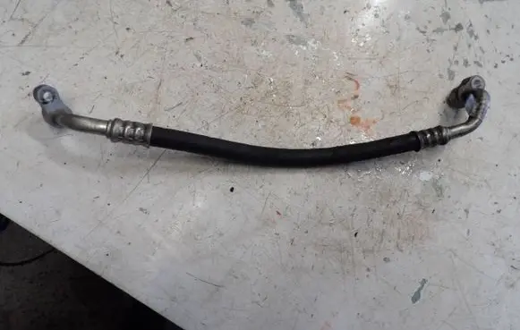 Mercedes-Benz ML W166 Air conditioning (A/C) pipe/hose A1668300215