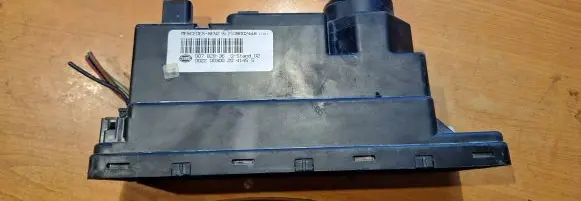 Mercedes-Benz E W210 Central locking vacuum pump 2108002448