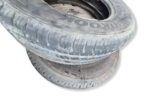 Iveco Daily 4th gen R16 C summer tire 23565R16C