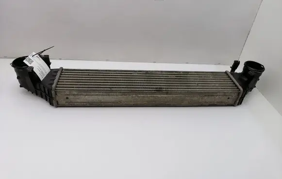 Mercedes-Benz C W203 Intercooler radiator A2035000500 06T247 3222213