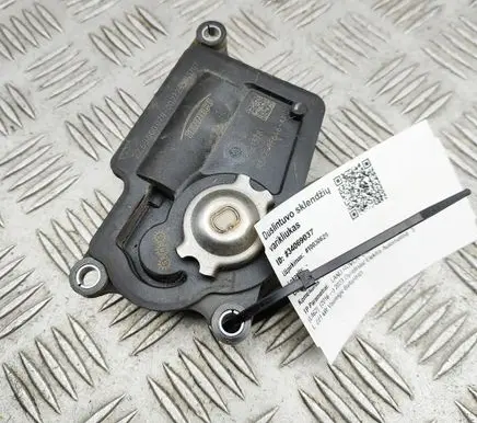Land Rover Discovery 5 Intake manifold valve actuator/motor M8A29F646AA