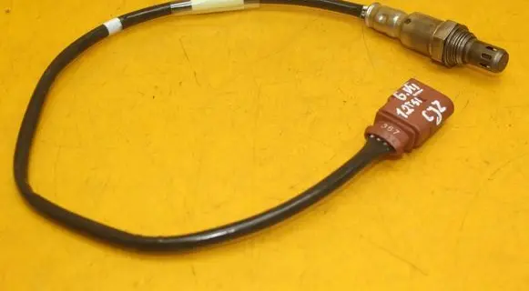 Volkswagen Golf VII Lambda probe sensor 04E306262