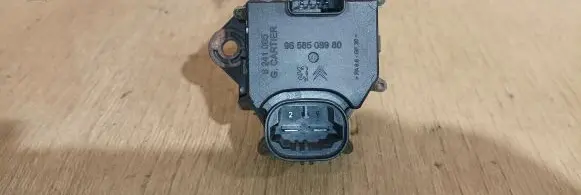 Citroen C4 Grand Picasso Coolant fan relay 9658508980 8241005
