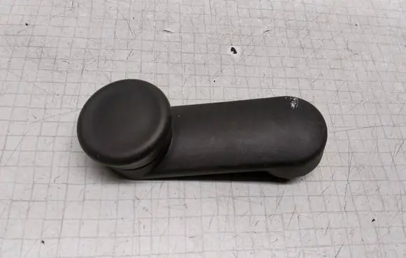 Opel Vectra C Rear door window winding handle 24451526