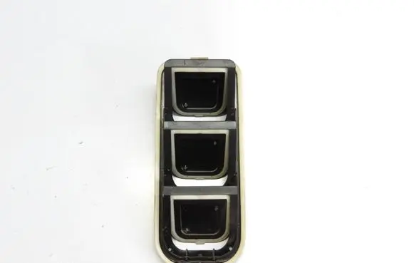 Opel Grandland X Quarter panel pressure vent 9678565780