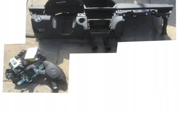 Mercedes-Benz E W212 Dashboard