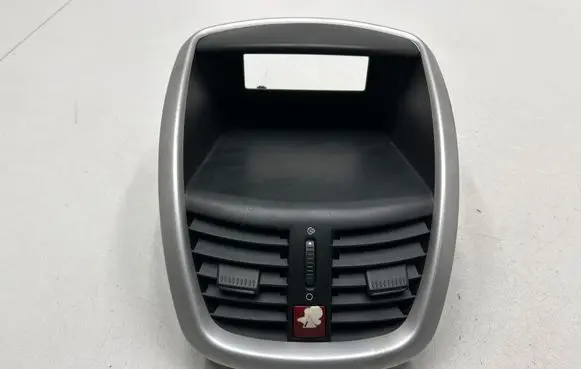 Peugeot 207 Dash center air vent grill 9650068177 A1099814
