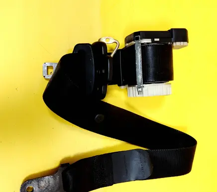 Ford Mondeo Mk III Front seatbelt 1S71F6129
