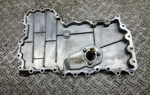 BMW 6 F06 Gran coupe Oil sump 7570694