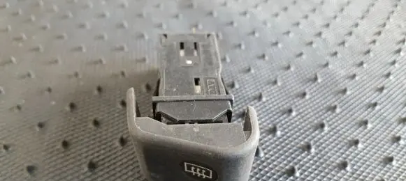 Windscreen/window heater switch
