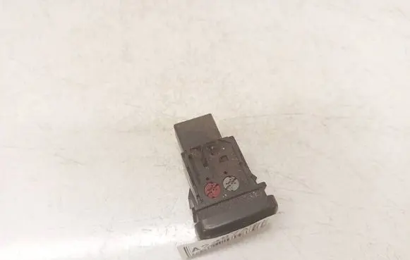 Nissan Serena Fog light switch