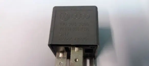 Volkswagen Sharan Other relay 1J0906381A