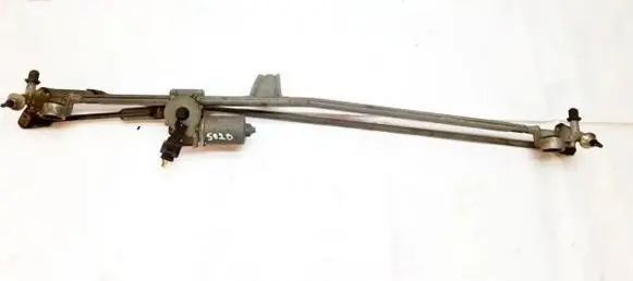 Opel Zafira B Front wiper linkage and motor