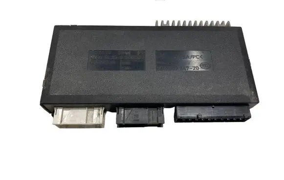 BMW 5 E39 Comfort/convenience module 8366527 61358366527