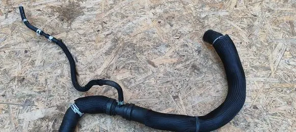 Engine coolant pipe/hose