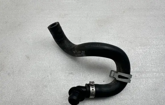Audi A8 S8 D4 4H Vacuum line/pipe/hose 4H0611931AC 4H0611931