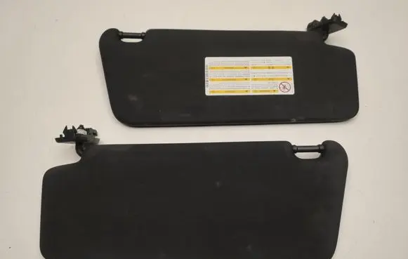 Sun visor