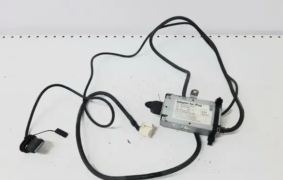 Honda Civic iPod connector socket 08A281J6100001