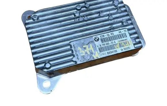 BMW 5 F10 F11 Air suspension control unit module (rear) 6799660 000582851 2840304618300