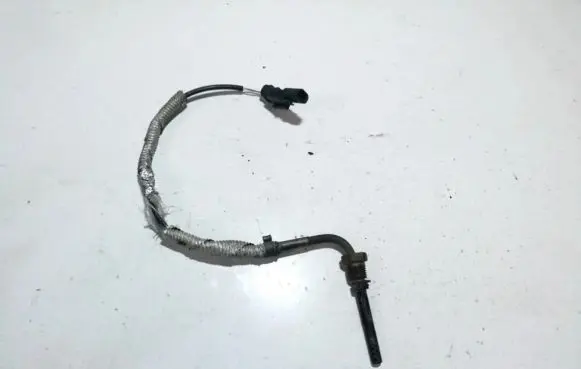 Volvo V70 Exhaust gas temperature sensor 31370468 1307657000240