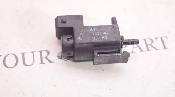 BMW 7 F01 F02 F03 F04 Vacuum valve 7810831