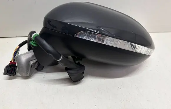 Volkswagen PASSAT B8 Front door electric wing mirror