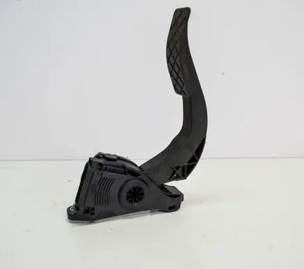 Audi A5 8T 8F Accelerator throttle pedal 8K1723523A