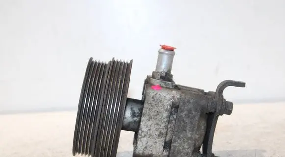 Volvo V70 Power steering pump 31280320 8G913A696NA