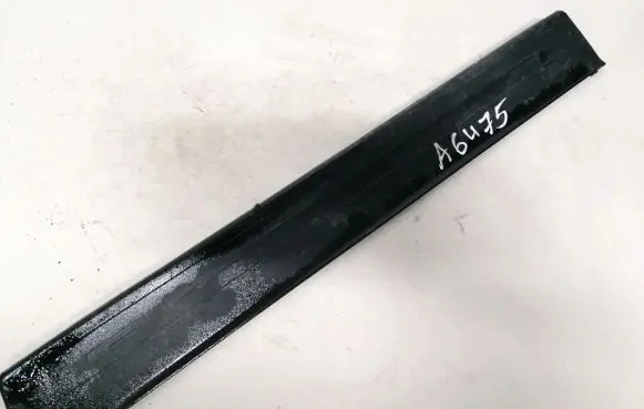 Subaru Outback Front sill trim cover 94060aj