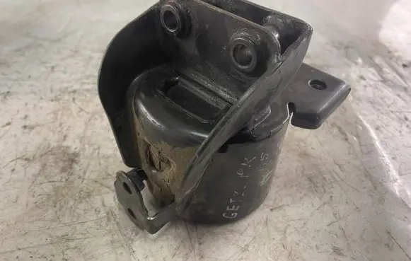 Hyundai Getz Engine mount bracket 0807243