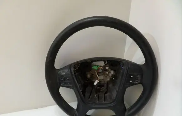 Volvo V70 Steering wheel P31271093 34108765A